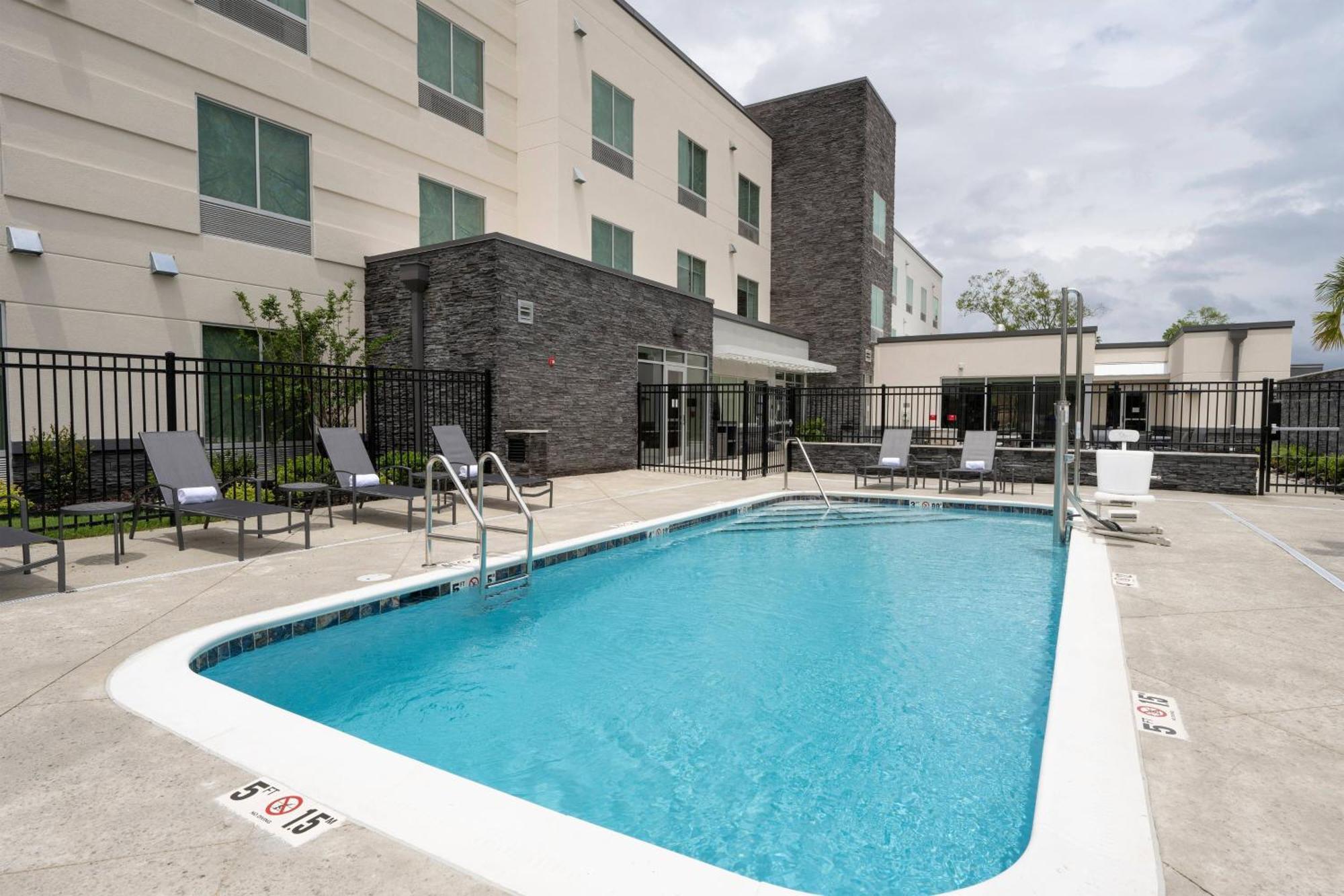 Fairfield Inn & Suites Arkadelphia Bagian luar foto